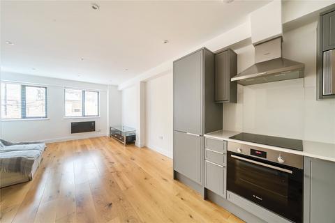 Flat 3, Stocks House, 9 North Street, Leatherhead, KT22 7UX