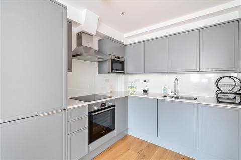 Flat 3, Stocks House, 9 North Street, Leatherhead, KT22 7UX
