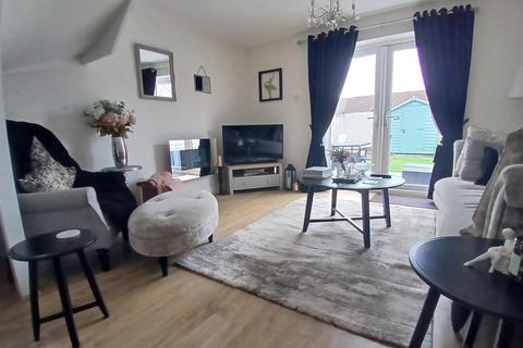 2 bedroom semi-detached house for sale, Holly Walk, Crowhill