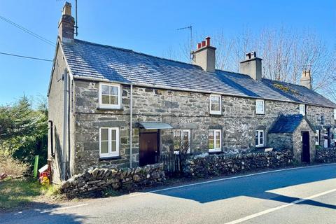 Pentrefoelas, Betws-Y-Coed