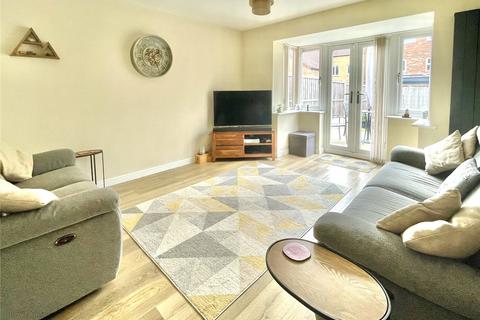 3 bedroom terraced house for sale, Dovecote, Barnsley S73