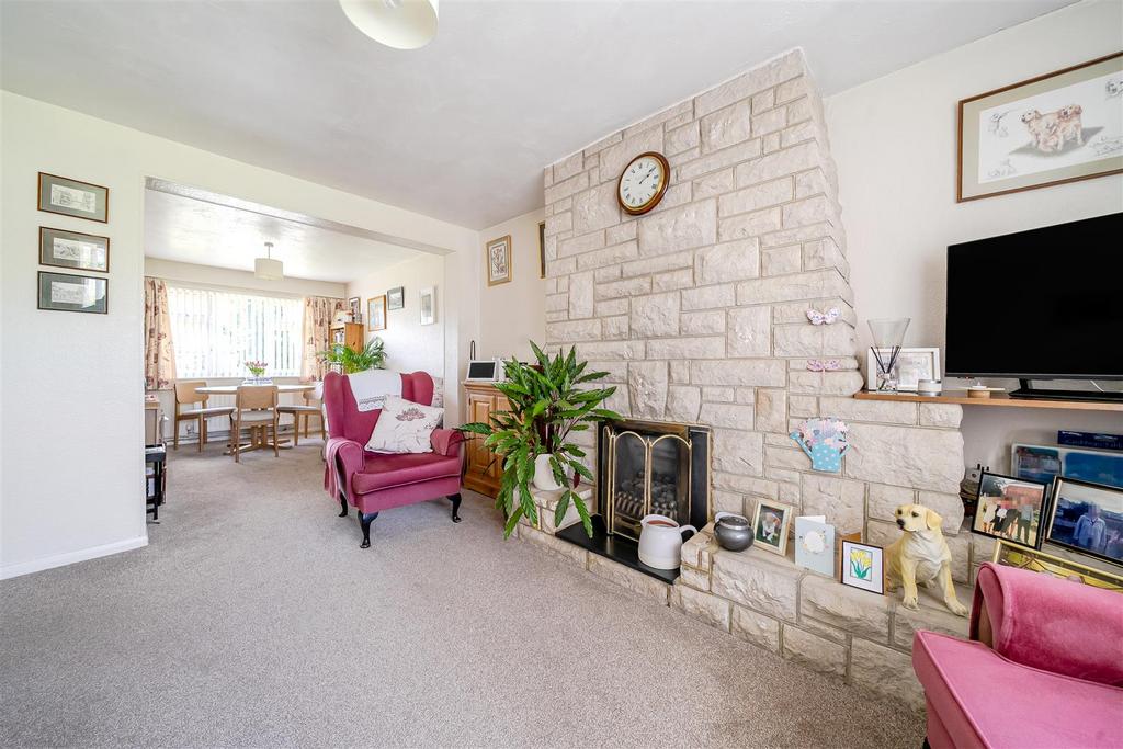 Living/Dining Room