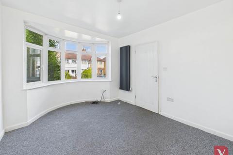 undefined, Riverway, Luton LU3