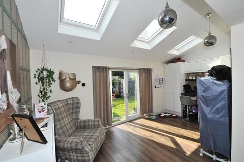 70 Broadway, Irlam, Manchester, M44 6DQ