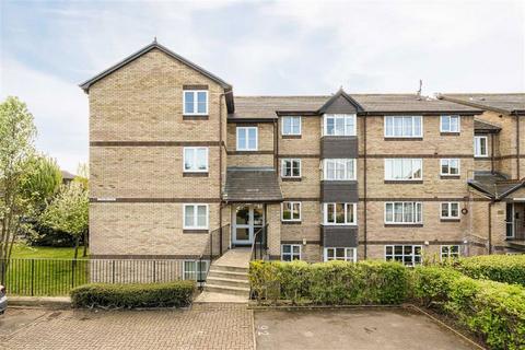2 bedroom flat for sale, Stubbs Drive, London SE16