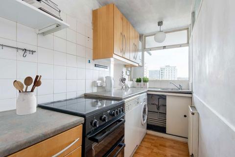 1 bedroom flat for sale, Golden Lane Estate, London EC1Y