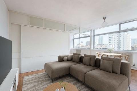 1 bedroom flat for sale, Golden Lane Estate, London EC1Y