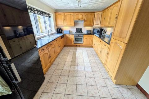 3 bedroom detached house for sale, Tycroes Road, Tycroes, SA18 3NS