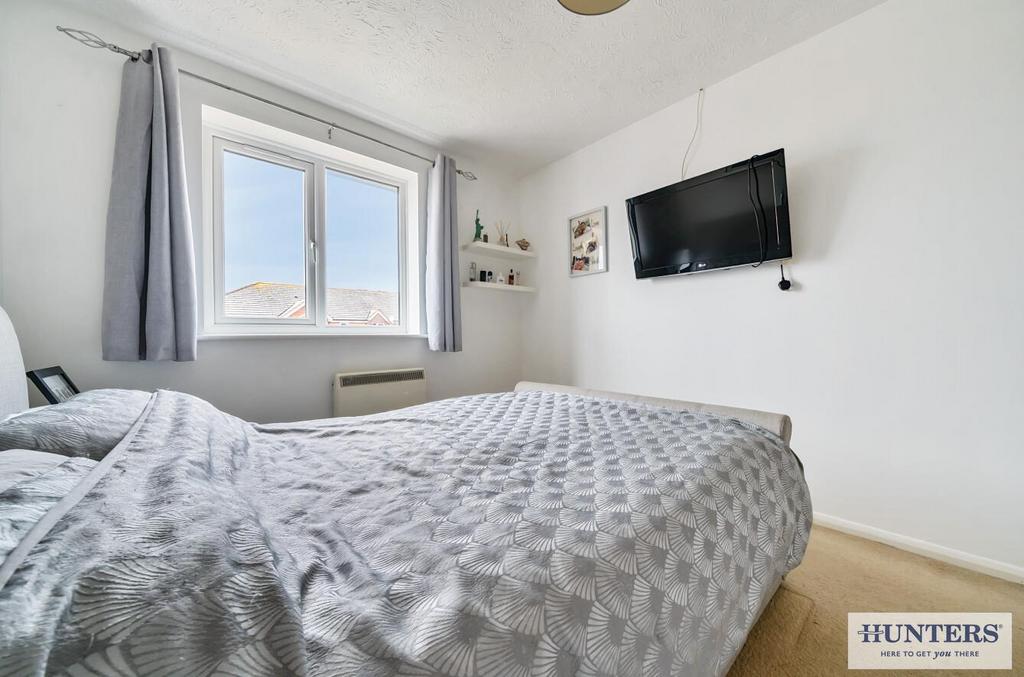 Bedroom One (3)
