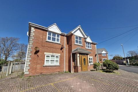Rathmore Gardens, Blackpool, FY2