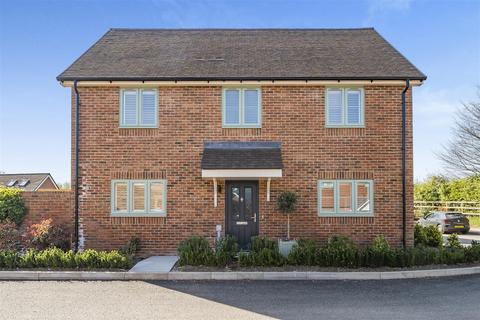 4 bedroom detached house for sale, Castle Hill Lane, Salisbury SP1