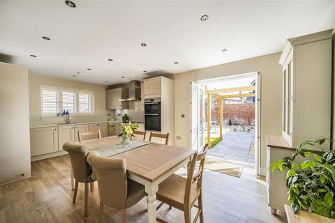 4 bedroom detached house for sale, Castle Hill Lane, Salisbury SP1