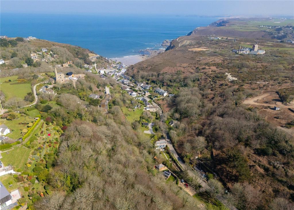 Trevaunance Cove