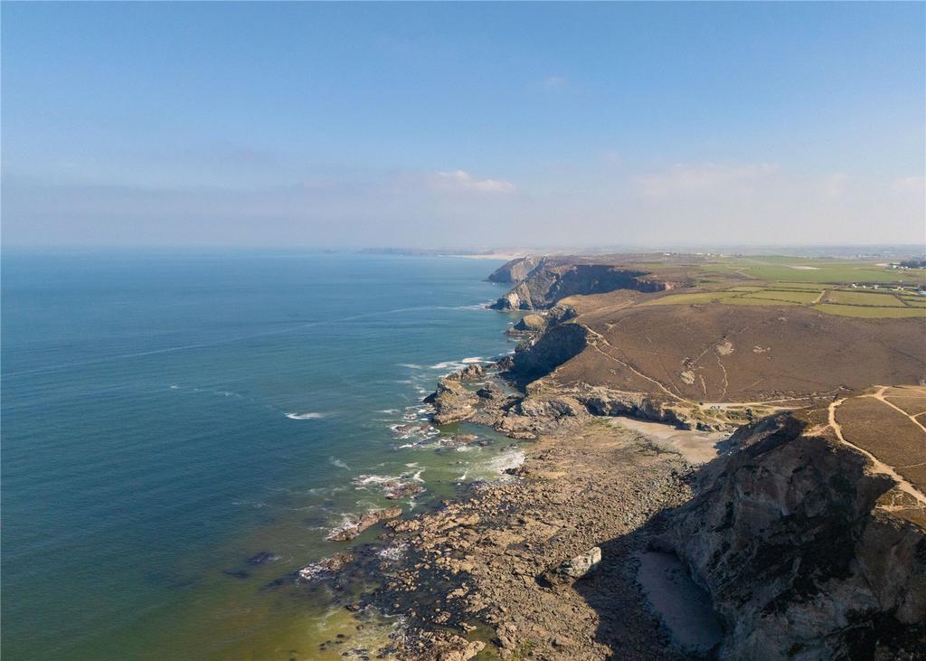 Trevaunance Cove
