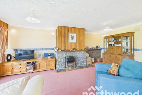 3 bedroom bungalow for sale, Tally Ho Road, Shadoxhurst, TN26