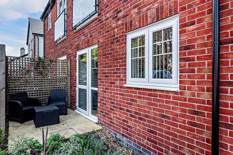1 bedroom apartment for sale, Hooton Road, Willaston, Neston, CH64 1AD