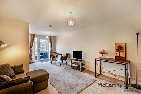 1 bedroom apartment for sale, Hooton Road, Willaston, Neston, CH64 1AD