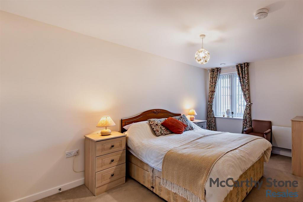 8642560-interior26-800.jpg