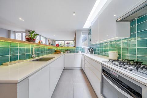 3 bedroom terraced house for sale, Nursery Road, Brixton