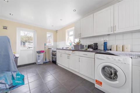3 bedroom semi-detached house for sale, Oak Grove Road, Penge, London, SE20