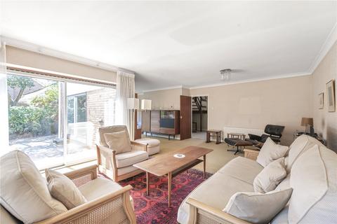 4 bedroom detached house for sale, Rosemount Drive, Bickley, BR1