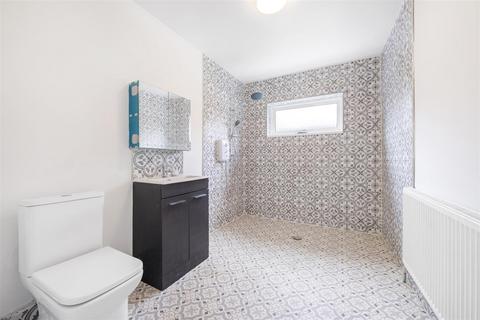 3 bedroom end of terrace house for sale, Croydon Road, Penge, London, SE20