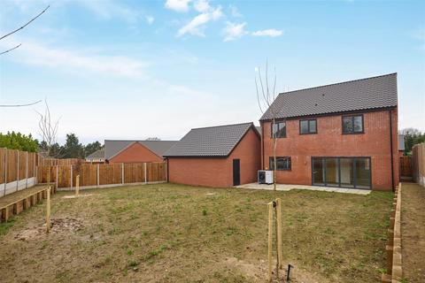 undefined, The Spruce, Jubilee Way, Holton IP19