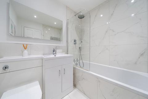 1 Bevans Close, Greenhithe, DA9 9LN