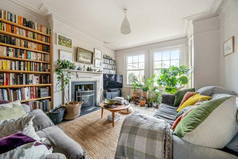 36 Bridgeman Road, Teddington, TW11 9AH