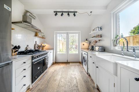 36 Bridgeman Road, Teddington, TW11 9AH