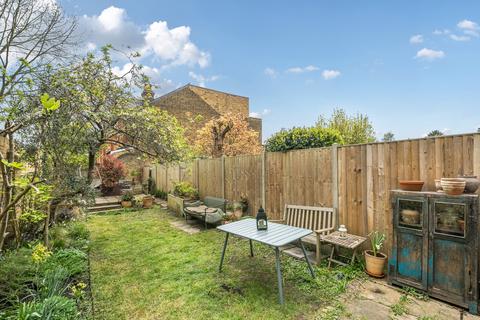 36 Bridgeman Road, Teddington, TW11 9AH