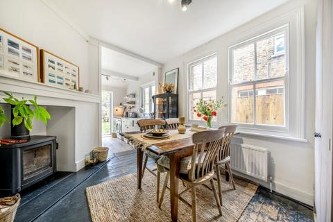 36 Bridgeman Road, Teddington, TW11 9AH