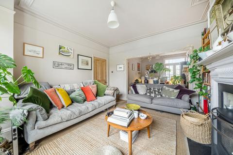 36 Bridgeman Road, Teddington, TW11 9AH
