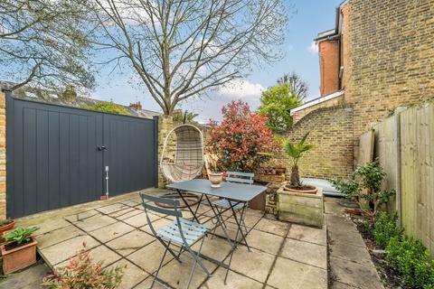 36 Bridgeman Road, Teddington, TW11 9AH
