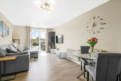 2 bedroom apartment for sale, Webster Close, Bracknell RG12