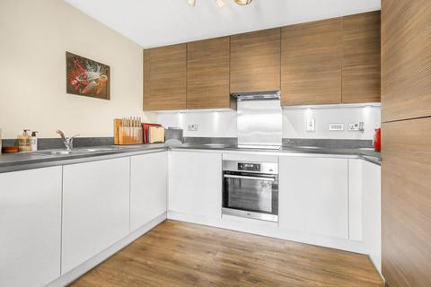 2 bedroom apartment for sale, Webster Close, Bracknell RG12
