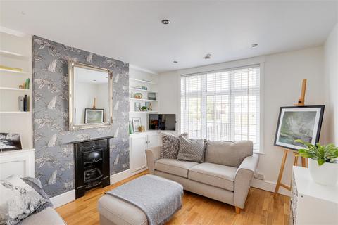 22 Camelot Crescent, Ruddington, Nottingham, NG11 6AR
