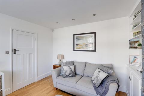 22 Camelot Crescent, Ruddington, Nottingham, NG11 6AR