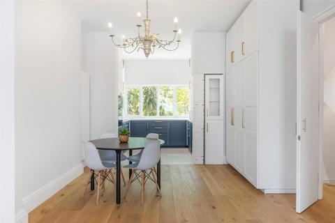3 bedroom maisonette to rent, Holland Road, Kensington, London, W14