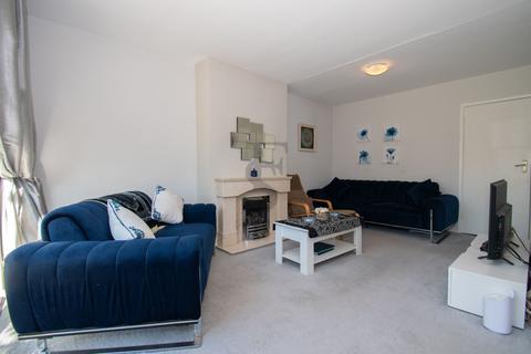 4 bedroom semi-detached house for sale, Clovelly Road, Glenfield