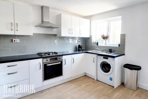 16 Cloverlands Drive, Staincross, Barnsley, S75 6EB