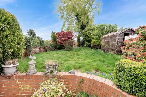 9 Fairways, Wickersley, Rotherham, S66 1AE