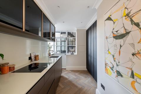 2 bedroom flat for sale, Portland Place, Marylebone, W1B.