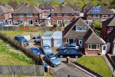 3 bedroom detached bungalow for sale, Eachelhurst Road, Walmley, Sutton Coldfield