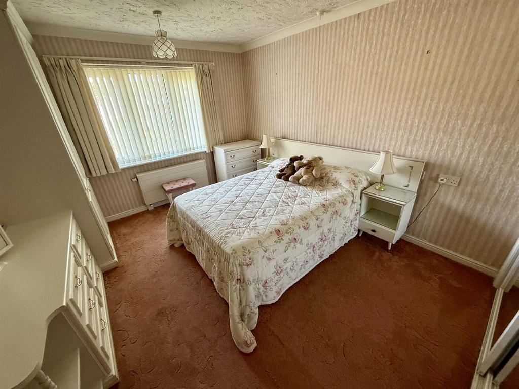 KC22 Bed.jpg