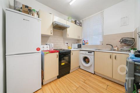 2 bedroom flat for sale, Kennistoun House, NW5