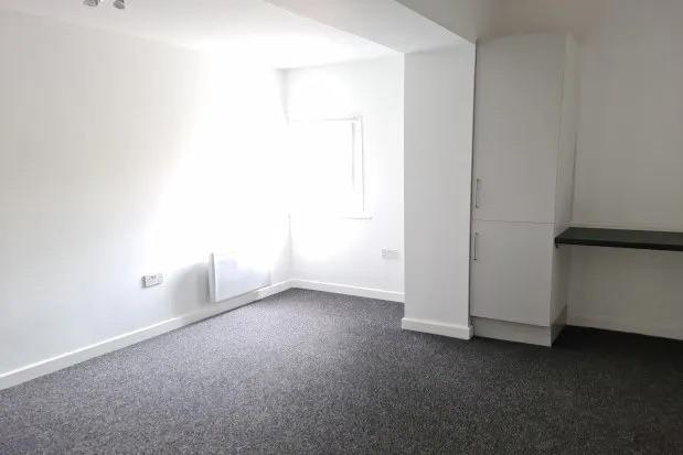 2 bed.3.jpg