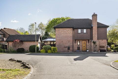 34 Alexander Close, Abingdon, OX14 1XA