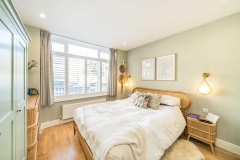 2 bedroom maisonette for sale, Southdown Road, London SW20