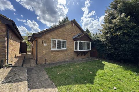 2 bedroom bungalow for sale, Millers Green Close, Enfield, EN2